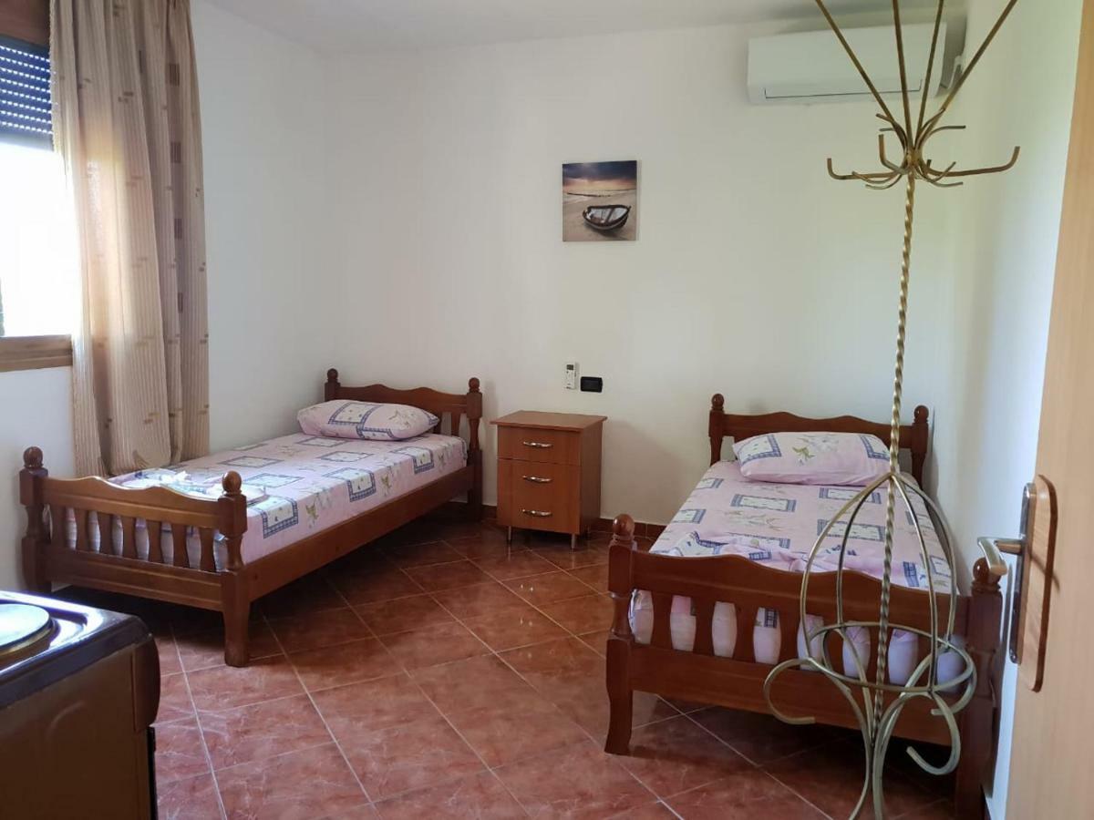 Vila Gridi- Apartamente Me Qera Spille Eksteriør bilde