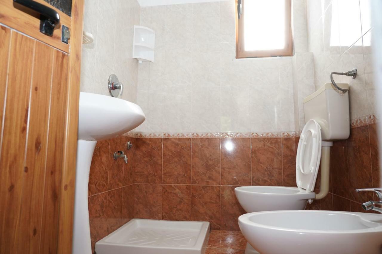 Vila Gridi- Apartamente Me Qera Spille Eksteriør bilde